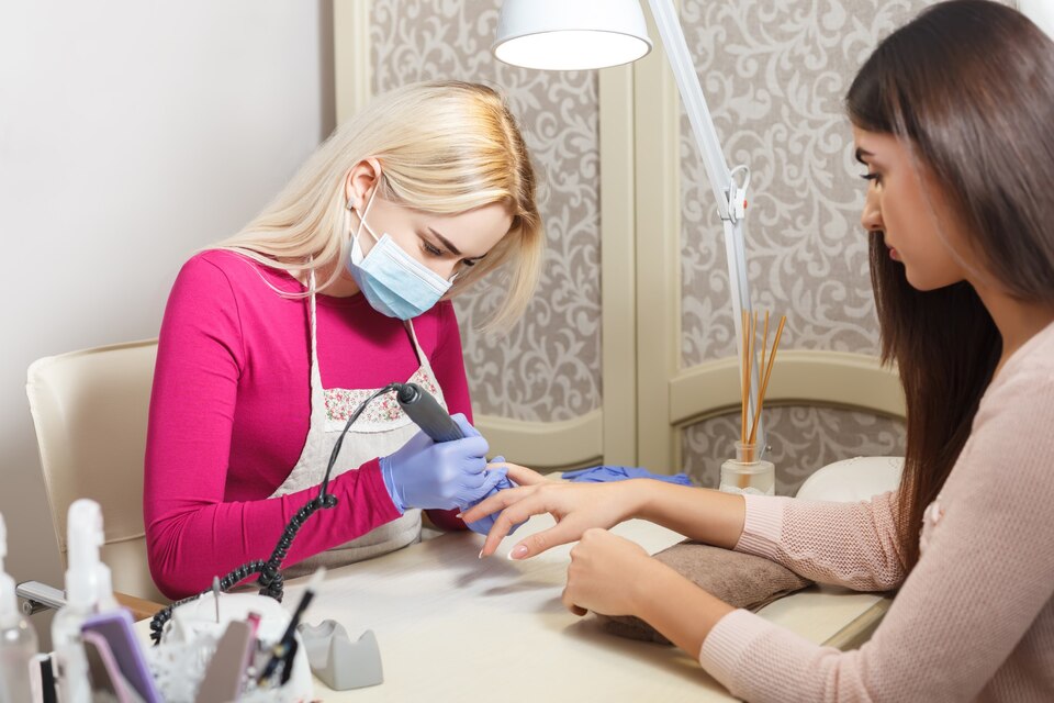 Saruhanlı Manikürcü